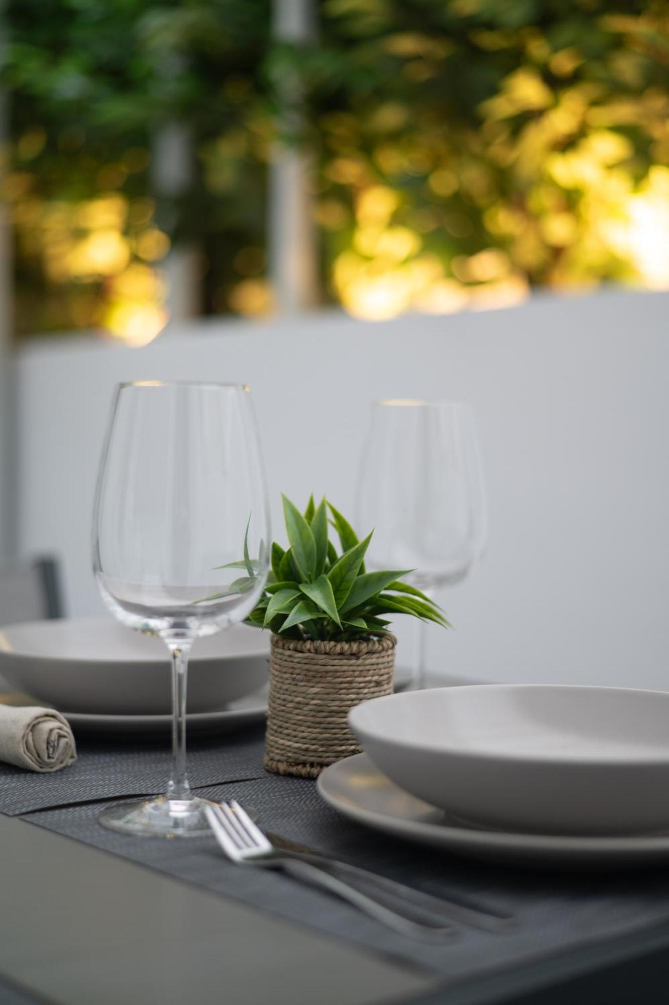 شقة Honey Oak & Cream Patio By Nest سالونيك المظهر الخارجي الصورة