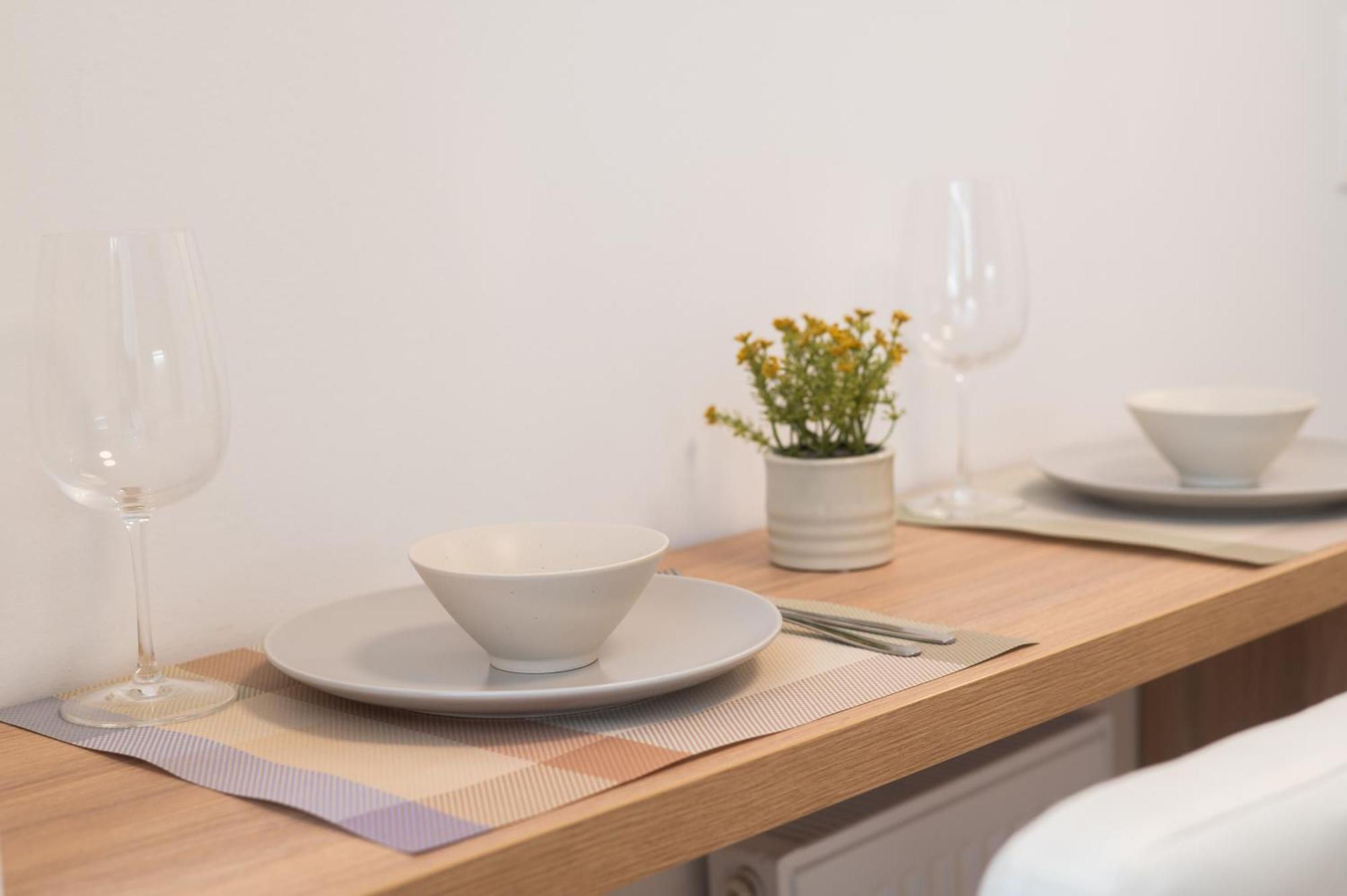 شقة Honey Oak & Cream Patio By Nest سالونيك الغرفة الصورة